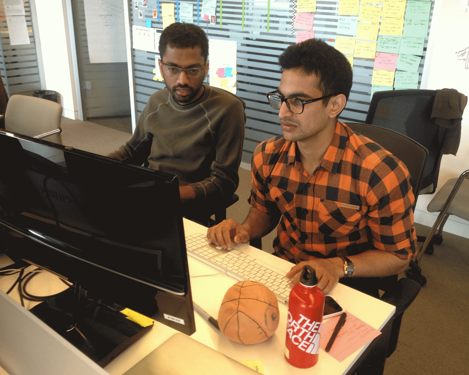 Leveraging Effective Communicators in Distributed Development