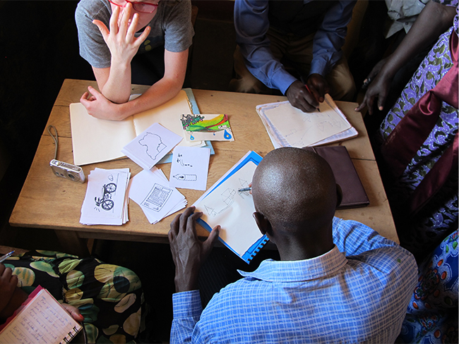 users telling stories through sketching